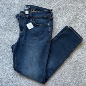 NWT G. H. Bass & Co. Jeans